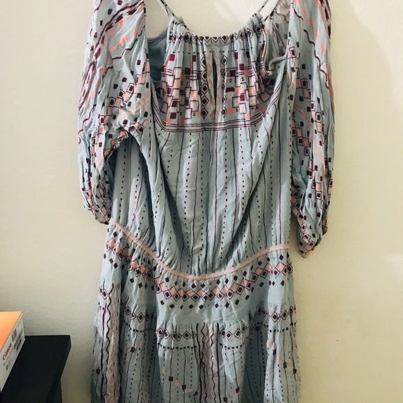 BCBG Max Azria Medium Blue Dress ••FINAl PRICE - Picture 2 of 3